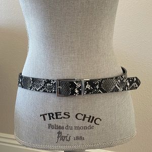 Snack Skin Silver buckle belt